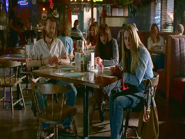 File:True Blood S4 ep.7(32).jpg