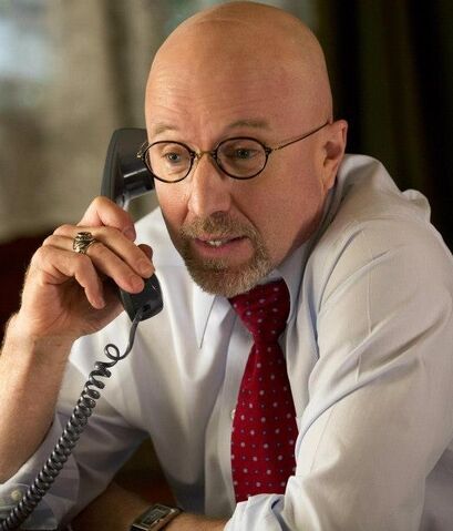File:TrumanSeason6 Crop.jpg