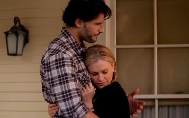 File:Alcide-and-sookie-true-blood.jpg