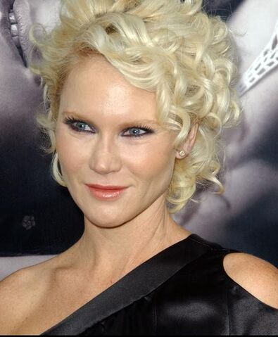 File:Tara-Buck1.jpg