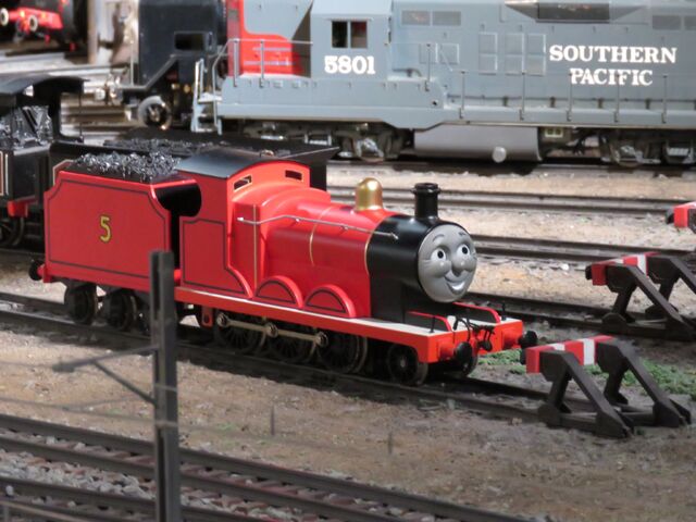 File:JamesHaraModelRailway.jpg