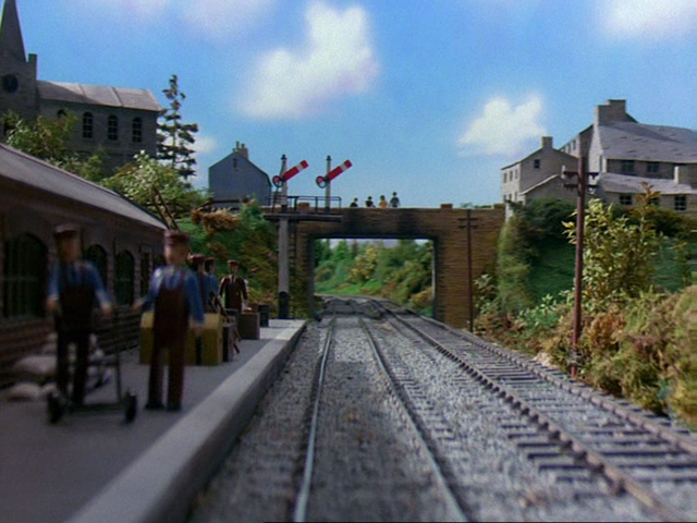 File:ThomasGetsBumped4.png