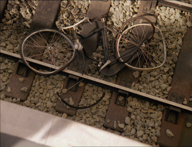 File:MindthatBike60.png