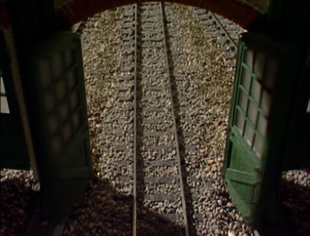 File:Season10Opening16.png