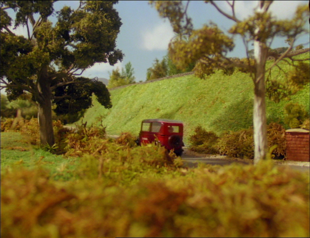 File:TrainStopsPlay36.png