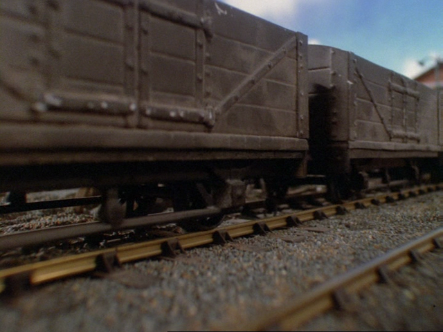 File:PopGoestheDiesel39.png