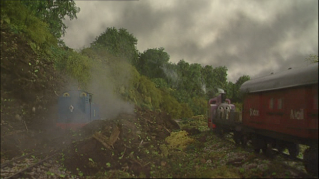 File:ThomasAndTheBirthdayMail62.png