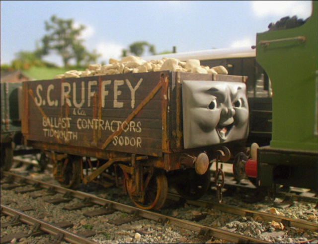 File:ToadStandsBy47.png