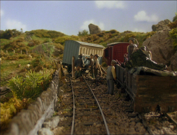 File:PassengersandPolish33.png