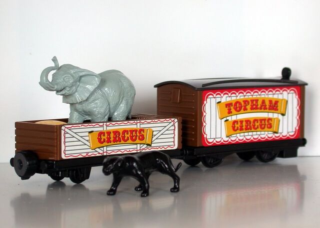 File:BandaiTECcircustrain.jpg