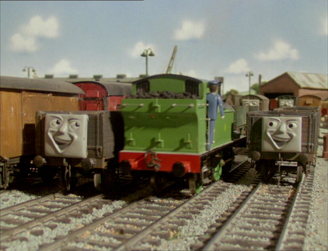 File:ToadStandsBy17.png