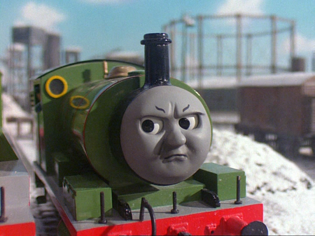 File:AScarfforPercy25.png