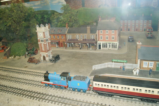 File:EdwardDraytonManor2012.jpg