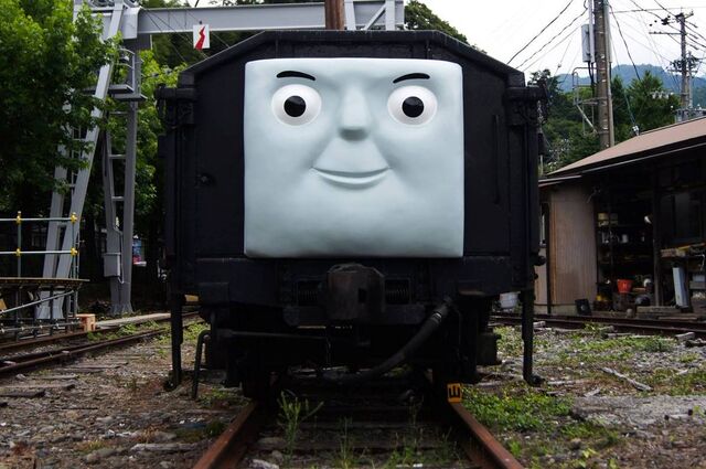 File:DayOutWithThomasOigawaRailwayTroublesomeTruck.jpg