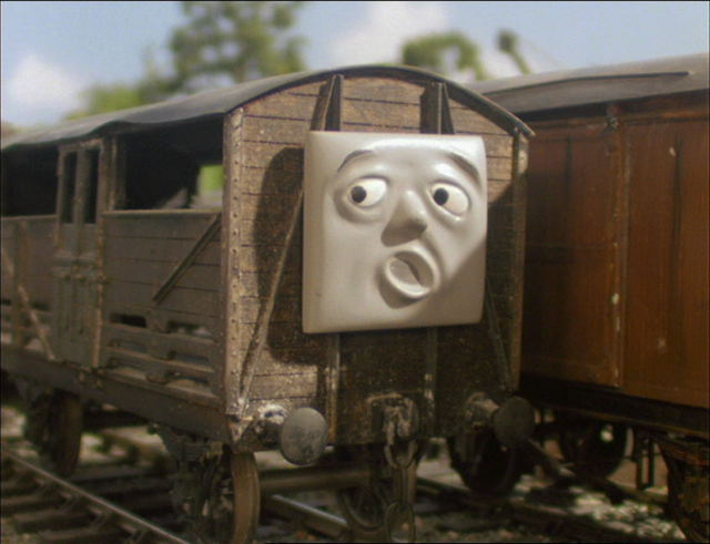 File:ToadStandsBy74.png