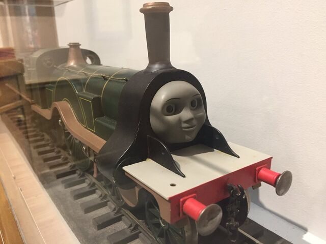 File:Emily'sModelatExploretheRails.jpg