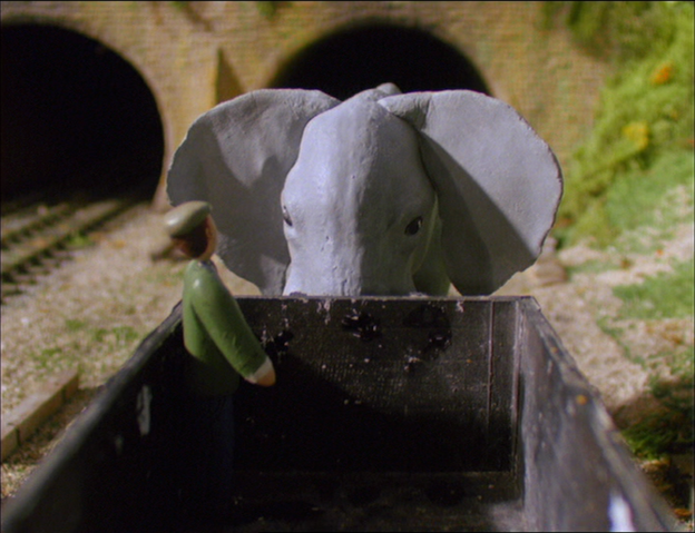 File:HenryandtheElephant60.png