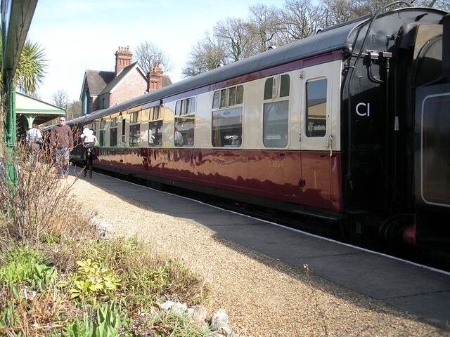 File:Coaches 3.jpg