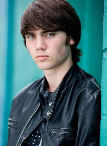 File:Cameron-bright-2.jpg
