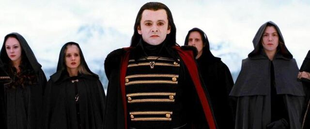 File:Volturi with guards.jpg
