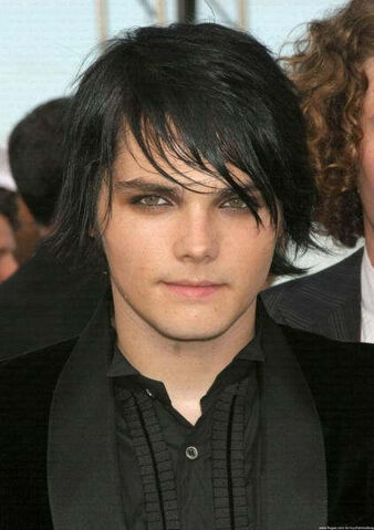 File:Gerard Way.jpg