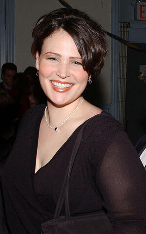 File:LisaHoward.jpg