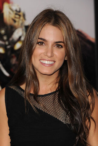 File:Nikki RealSteel 1.jpg