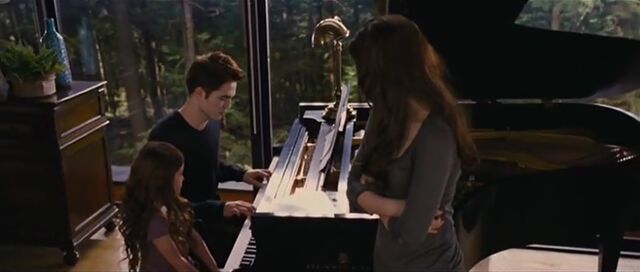 File:Bella-edward-renesmee-piano.jpg
