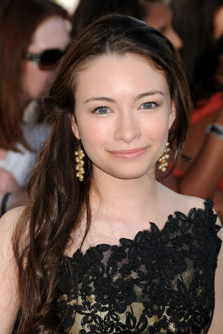File:Jodelle-eclipse-premiere4HD.jpg