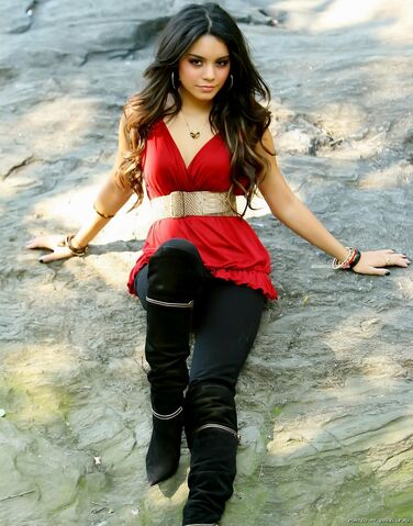 File:Vanessa anne hudgens 1281245939.jpg