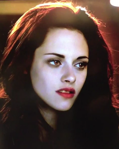 File:VampireBella1.png