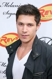 File:Alex Meraz 4.jpg