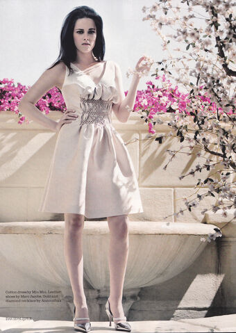 File:KRISTEN-STEWART-ELLE-UK-11.jpg