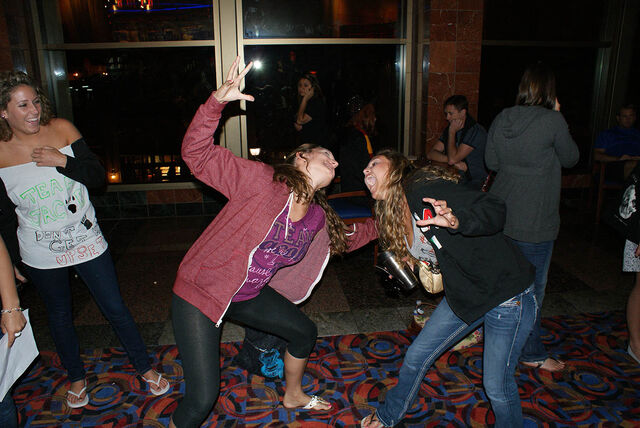 File:Twilightpremiere35.jpg