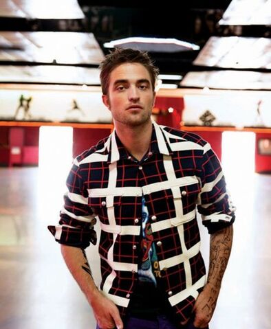 File:Robert-pattinson-blackbook-0912- (8).jpg