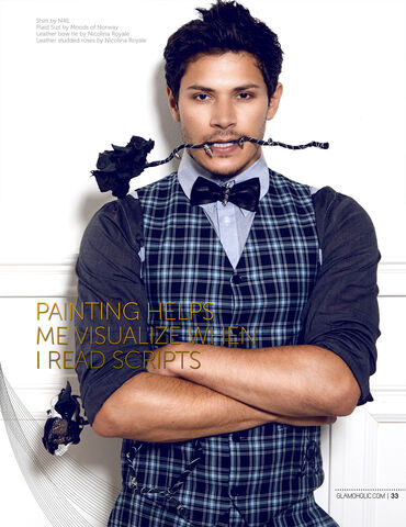 File:Alex glamaholic 5.jpg