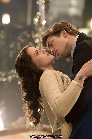 File:Prom 2.jpg