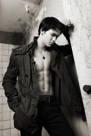 File:Booboo-stewart-troix-magazine-1.jpg