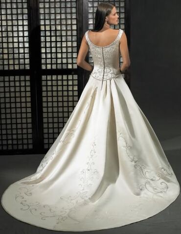 File:Wedding dress.jpg