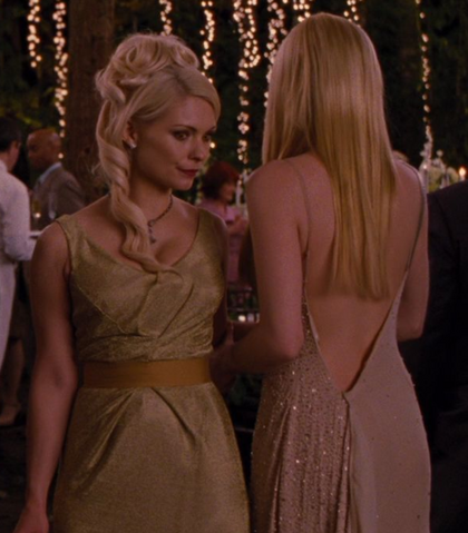 File:Breaking-dawntanya-part-1-gallery.png