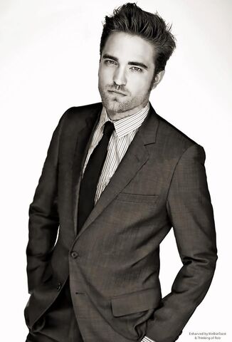 File:Robert pattinson.jpg