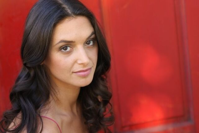 File:Andrea-Gabriel-Photoshoot-breaking-dawn-the-movie-17327822-720-480.jpg