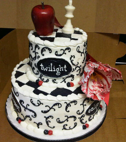 File:Birthday cake-twilight7.jpg