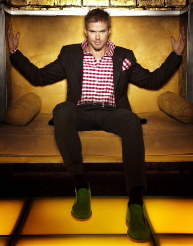 File:54-kellan Lutz.jpg