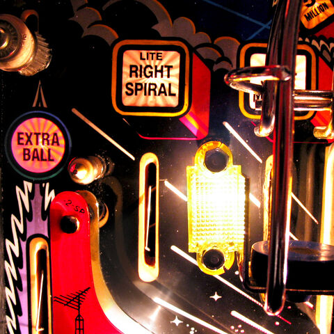 File:Twilight Zone Pinball Machine-110-5330.jpg