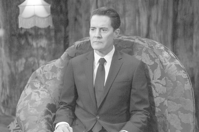 Fichier:TwinPeaks 3x01.jpg
