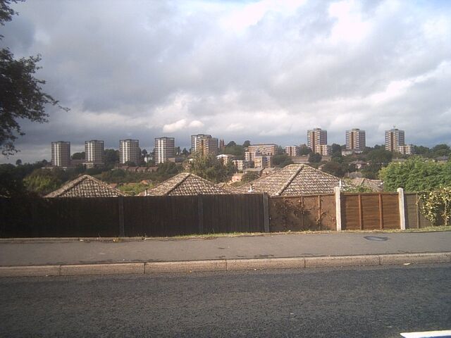 File:Brierleyhill12ju.jpg