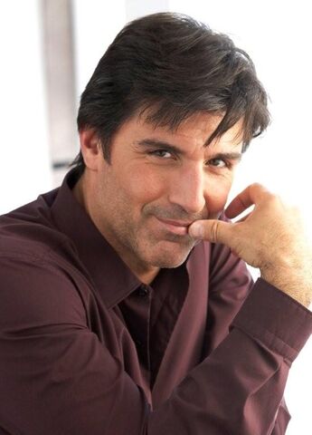 File:Irizarry vincent.jpg