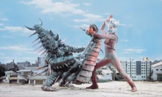 File:Taro vs Mukadender.jpg