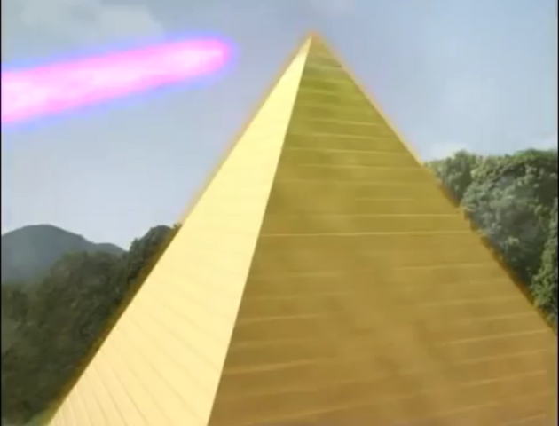 File:Tiga Pyramid.png